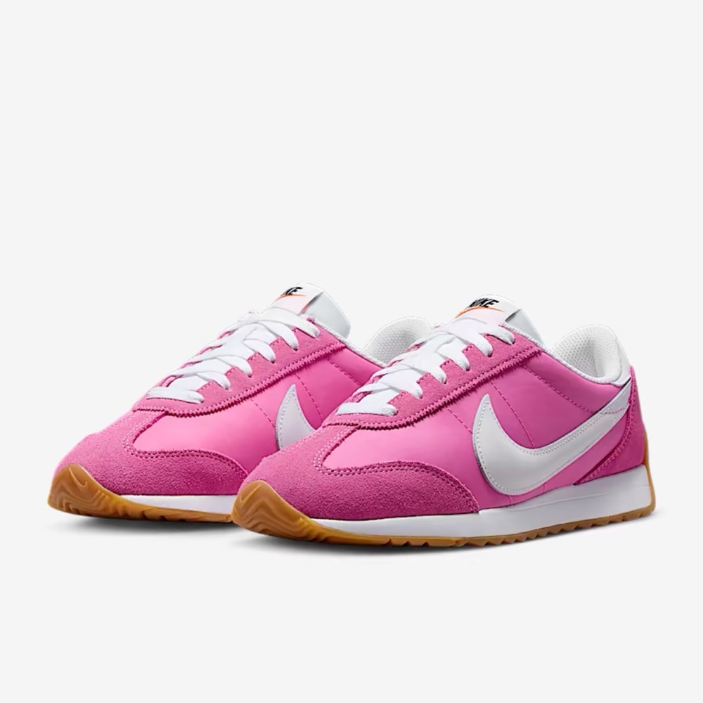 Nike WMNS Pacific
Playful Pink/Gum Light
Brown/Safety Orange/White
HM4771-602 - Picture 10 of 16